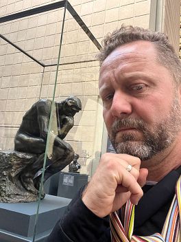 Gabriel in Paris with the Thinker
